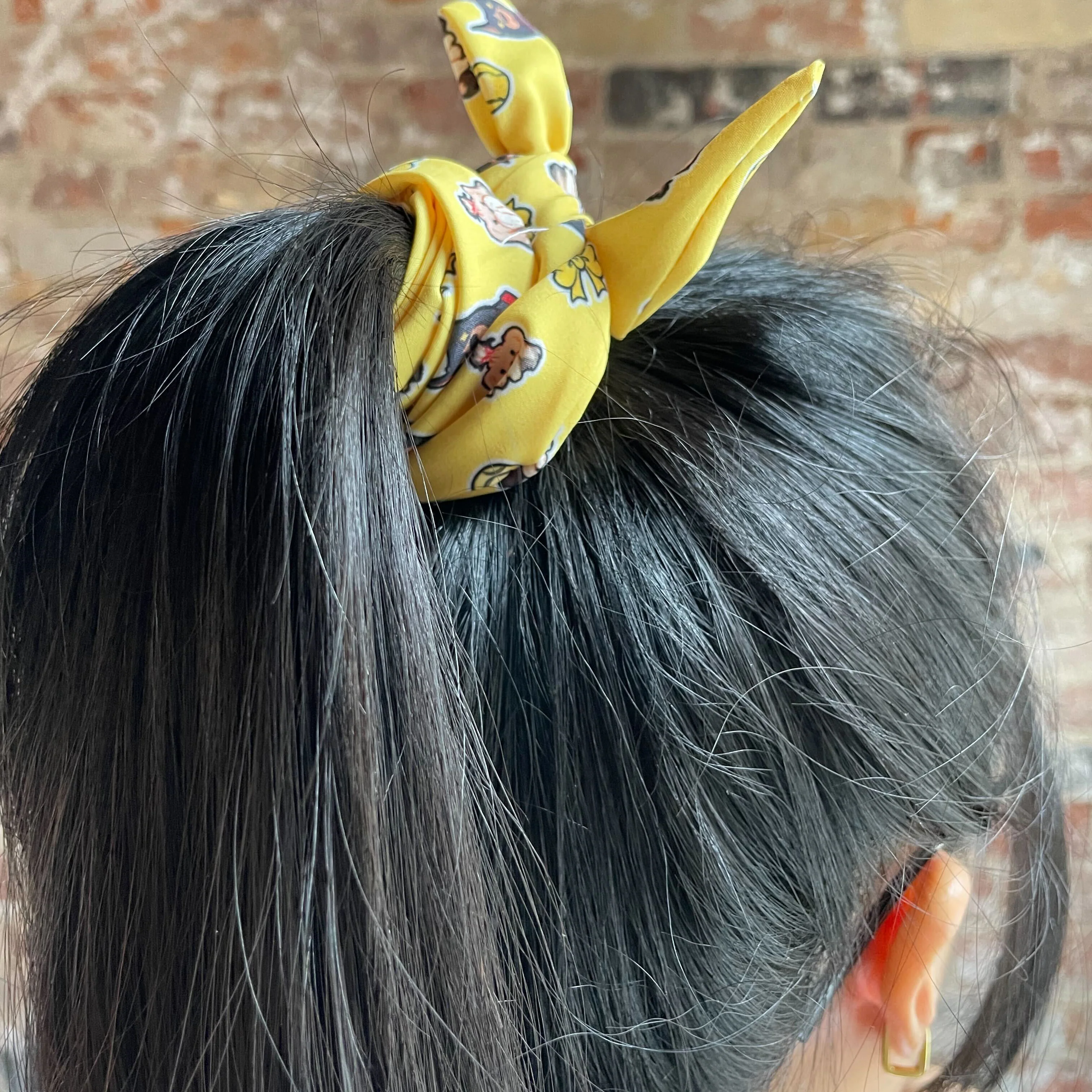 LOVE 4 A WALK - SCRUNCHIE
