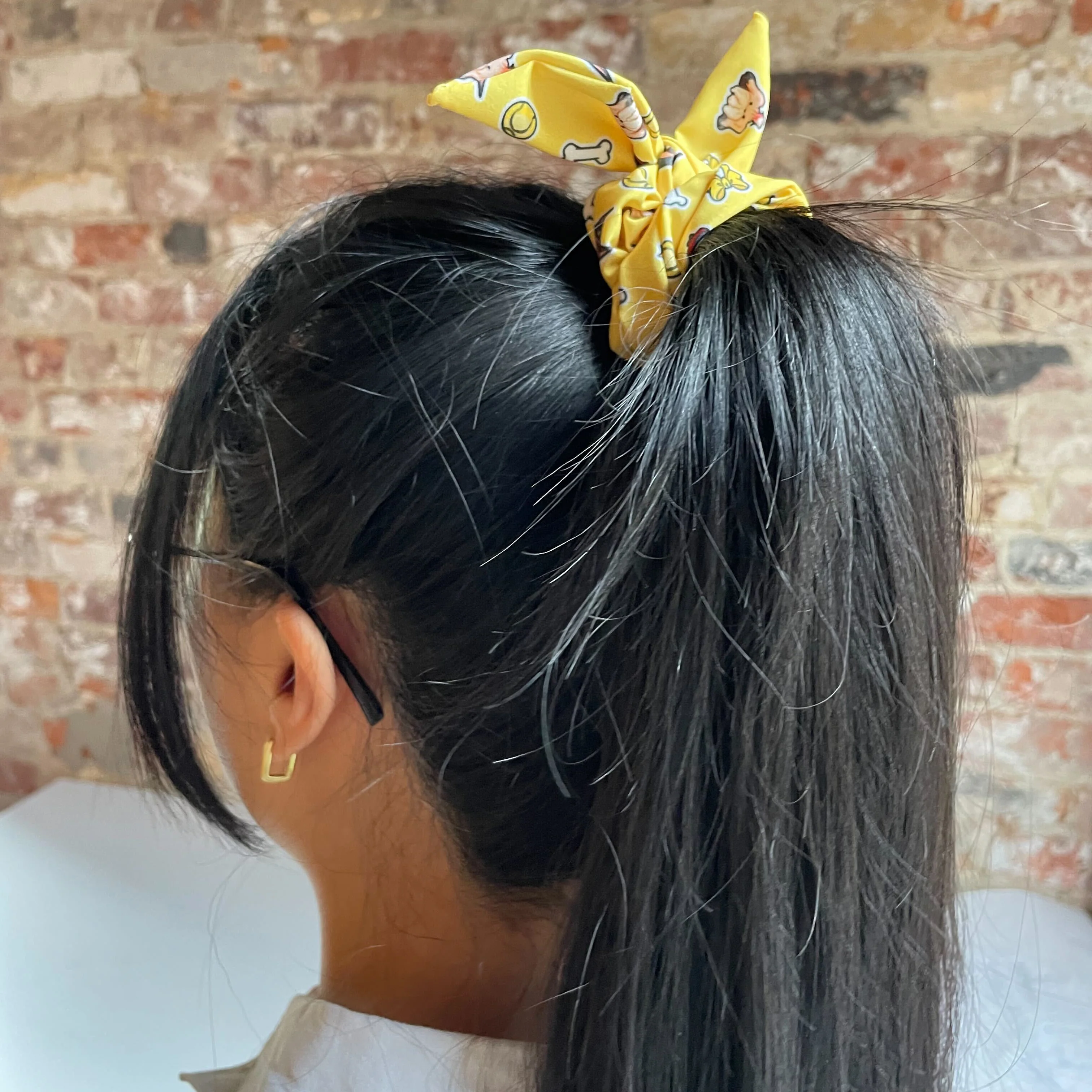 LOVE 4 A WALK - SCRUNCHIE