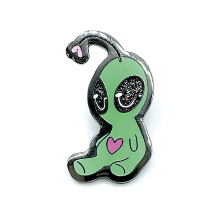 DOWN TO EARTH - PIN BADGE